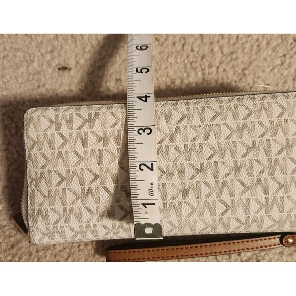 Michael Kors Jet Set Travel Double Zip Wristlet - Vanilla - Picture 5 of 5
